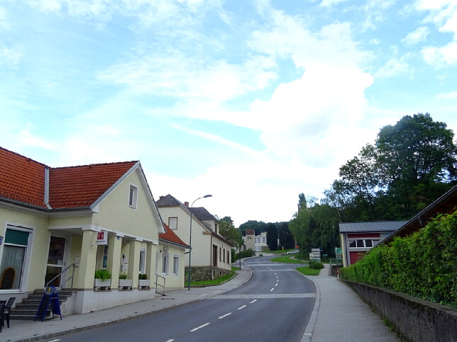Oberschtzen, Bahnhofstrae