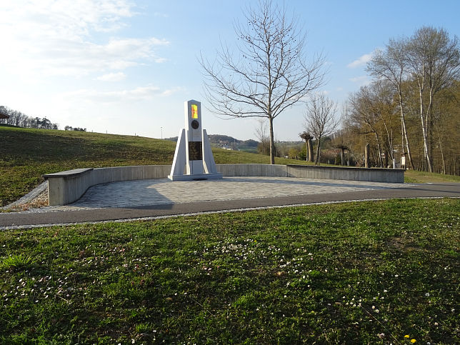 Tschanigraben, Kriegerdenkmal