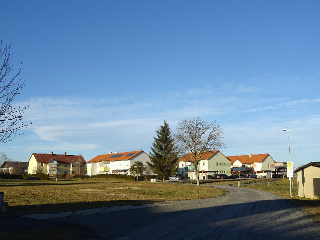 Bocksdorf, Siedlungsstraße
