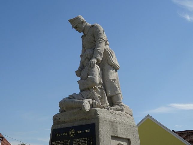 Deutsch Schtzen, Kriegerdenkmal