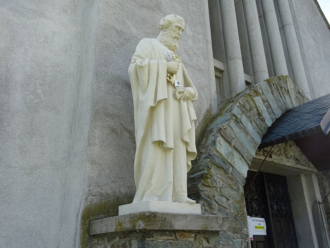 Deutsch Schtzen, Pfarrkirche Mari Namen