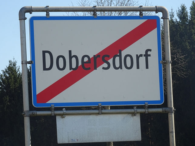 Dobersdorf, Ortstafel