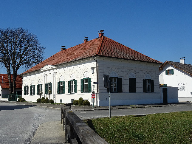 Eltendorf, Wohnhaus