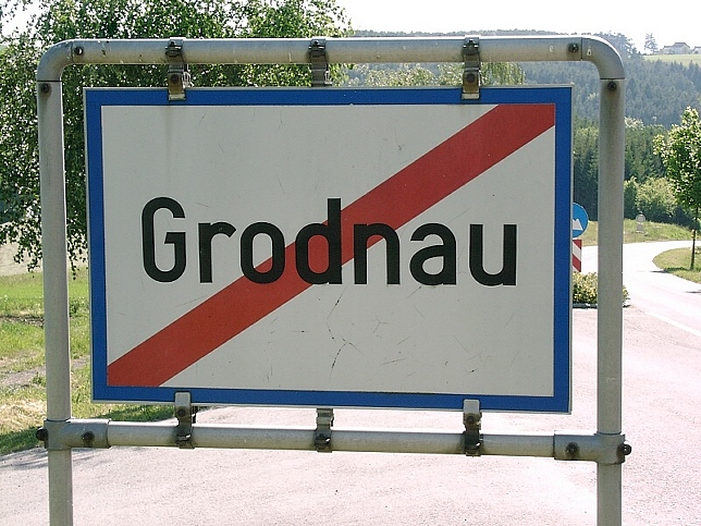 Grodnau, Ortstafel