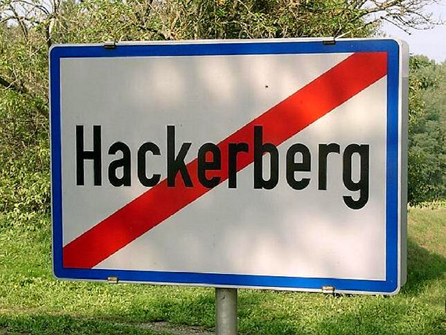 Hackerberg, Ortstafel