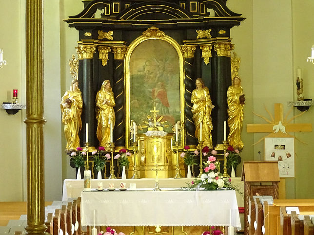 Heiligenbrunn, Kirche