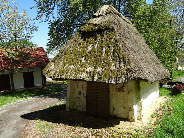 Heiligenbrunn, Haus