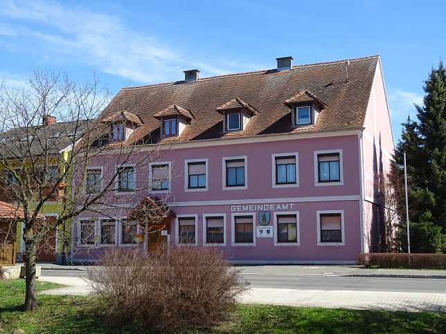 Königsdorf, Gemeindeamt