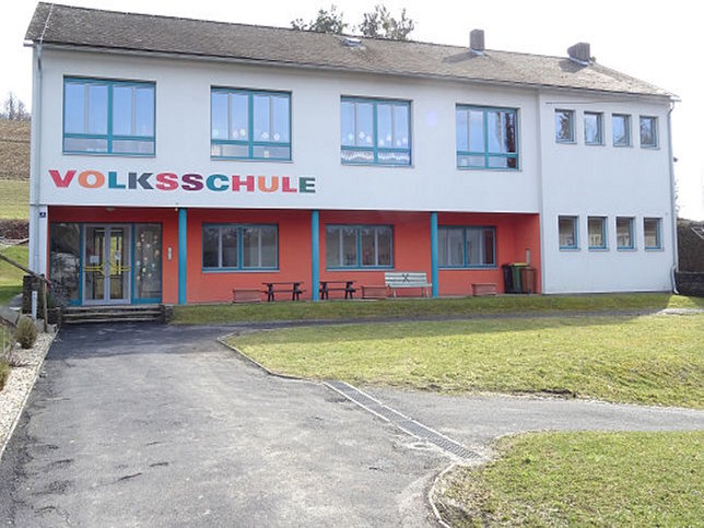 Limbach, Volksschule