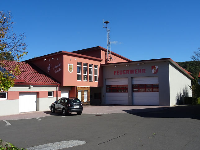 Minihof Liebau, Feuerwehr und Musikverein