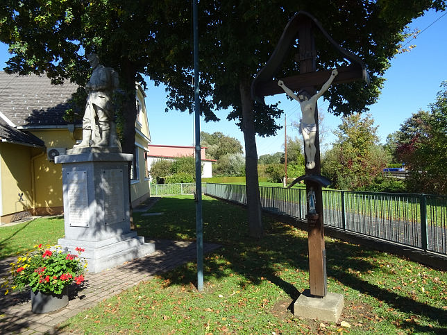 Minihof Liebau, Kriegerdenkmal