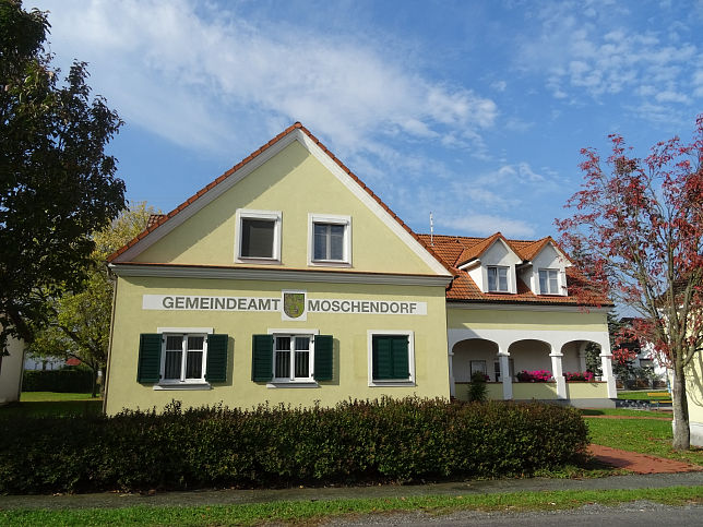 Moschendorf, Gemeindeamt