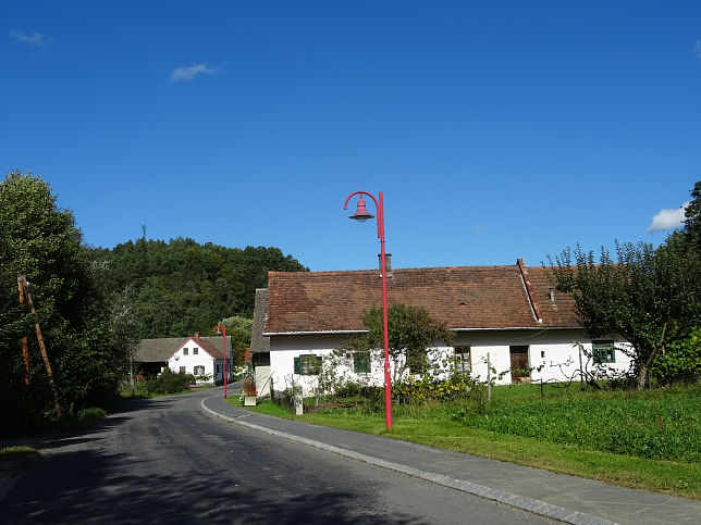 Mühlgraben, Obere Dorfstraße