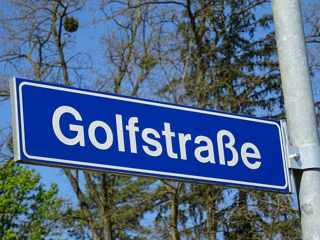 Neudauberg, Golfstrae