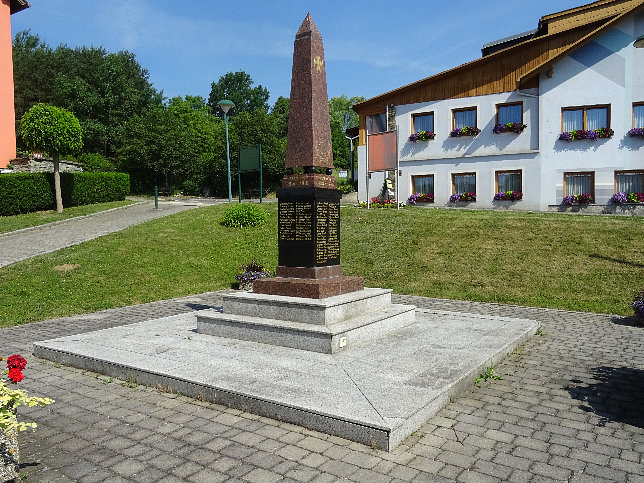 Neusiedl bei Gssing, Kriegerdenkmal