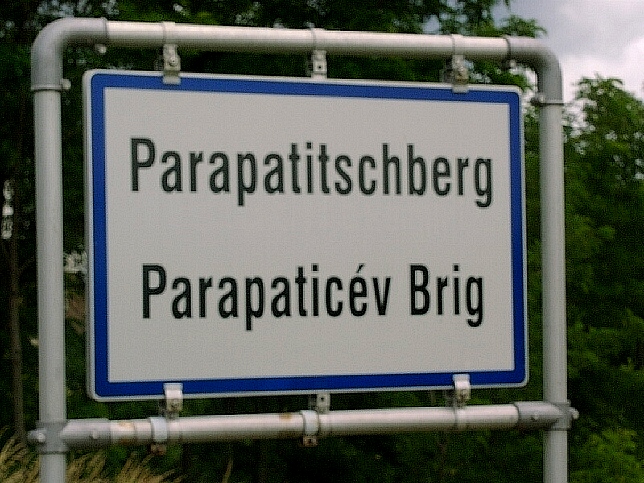 Parapatitschberg, Ortstafel