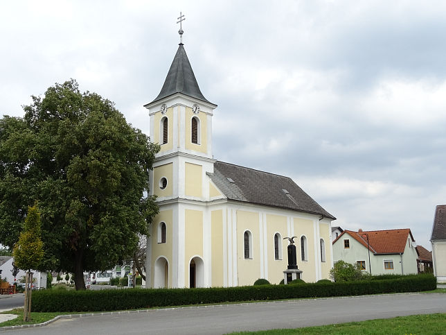 Tobaj, Kirche