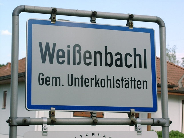 Weißenbachl, Ortstafel