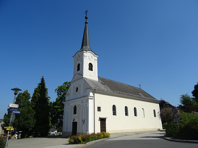 Wolfau, Pfarrkirche Hl. Dreifaltigkeit