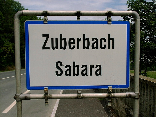 Zuberbach, Ortstafel