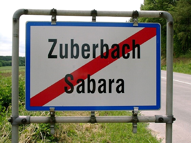 Zuberbach, Ortstafel